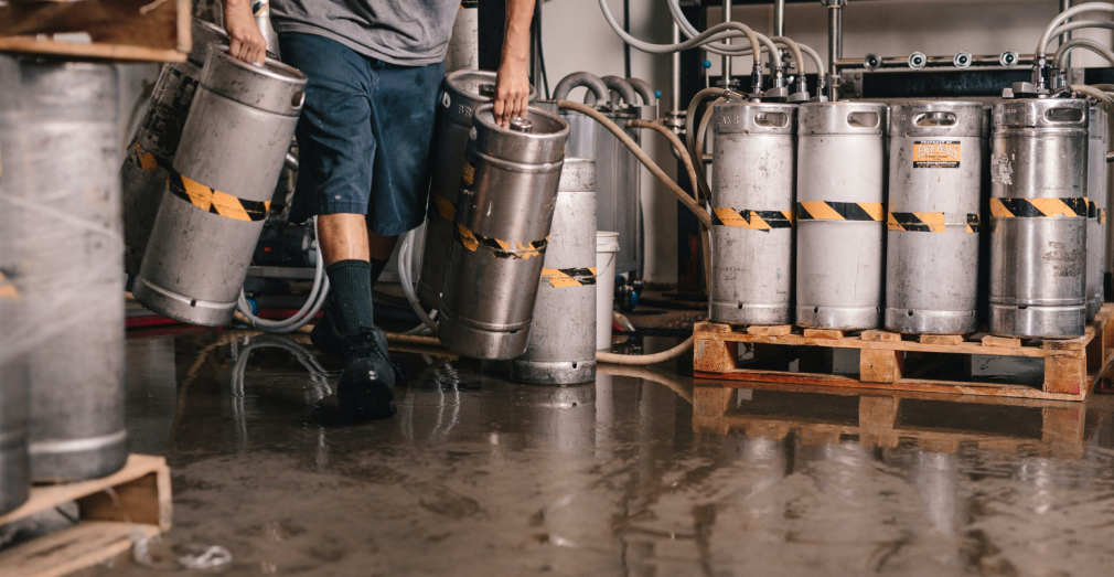 Nitrogen / CO2 blend for pushing Beer